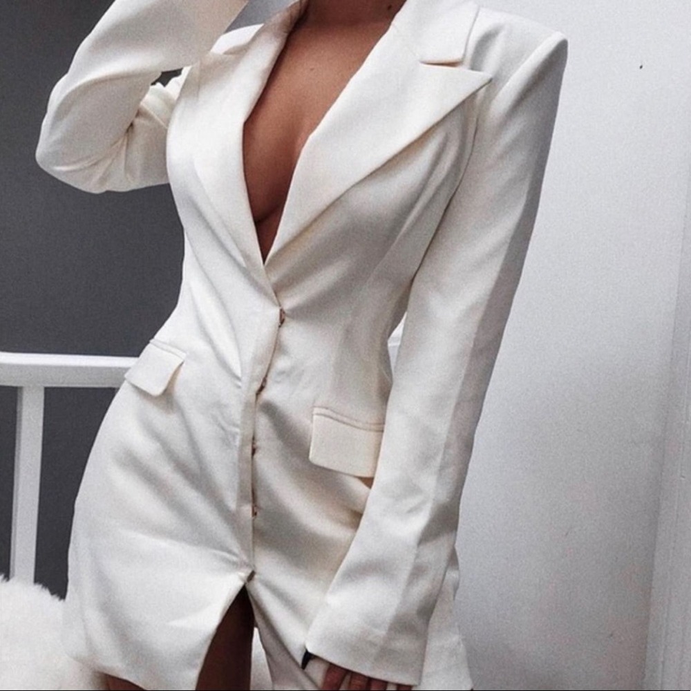HOUSE OF CB Perina White Ivory Satin Structured Hidden Gold Buttons Blazer Dress